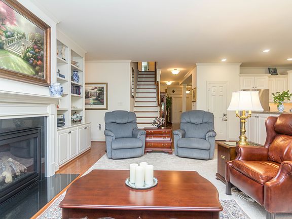 3rd image of 4908 Grey Oaks Villas Dr #67