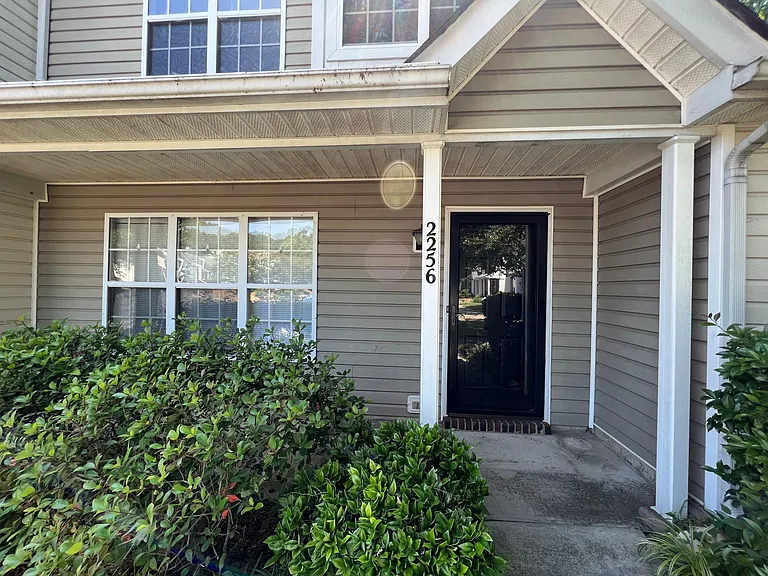 2256 Cigar Ct — Photo 2