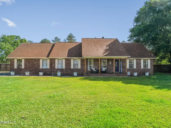 15406 Village Dr, Biloxi, MS 39532