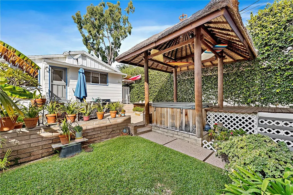 2 bed, 890 sqft, $7,500 — Photo 4