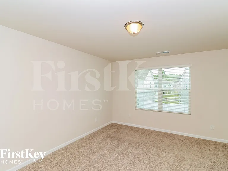 5440 Cobblestone Glen Dr — Photo 10