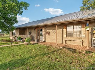 896 SW 1060th Ave, Wilburton, OK 74578