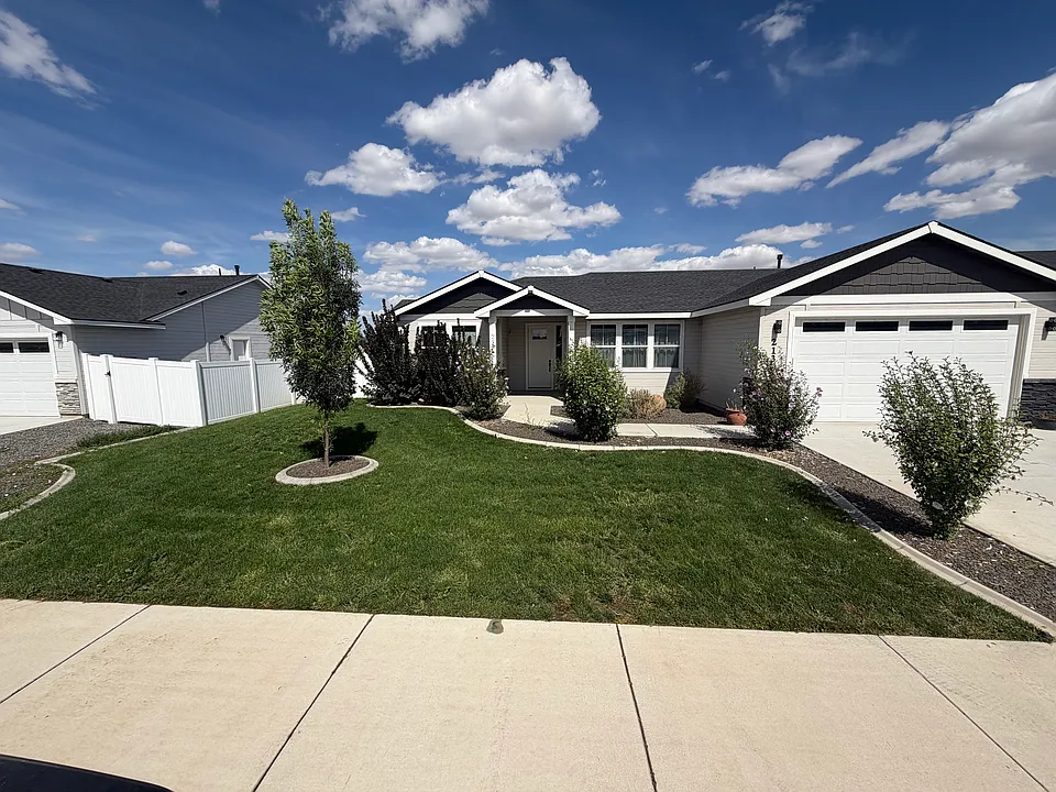 2130 Justine Ct