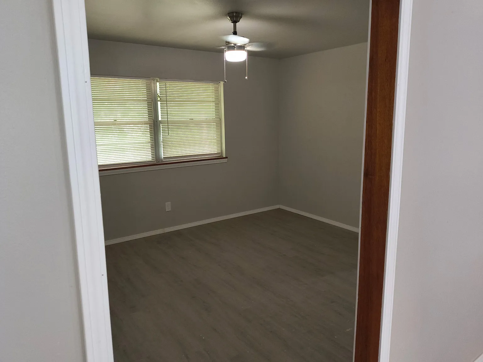 2617 Southwest Crater Creek Road - 1 — Photo 2