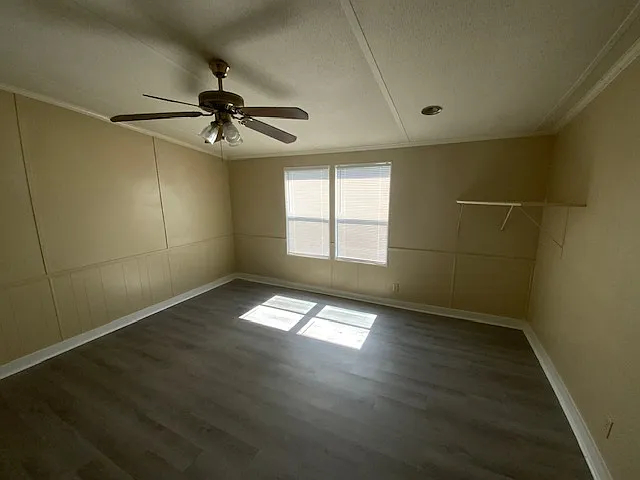 2221 Nina St — Photo 10