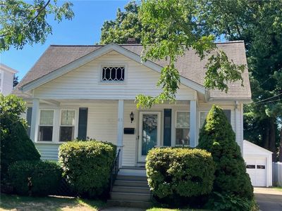 83 Mountain Ave, Riverside, RI, 02915