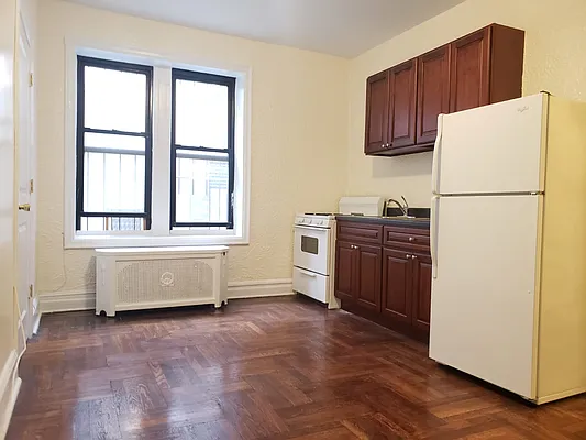 Rented by Lang Realty LLC | media 1