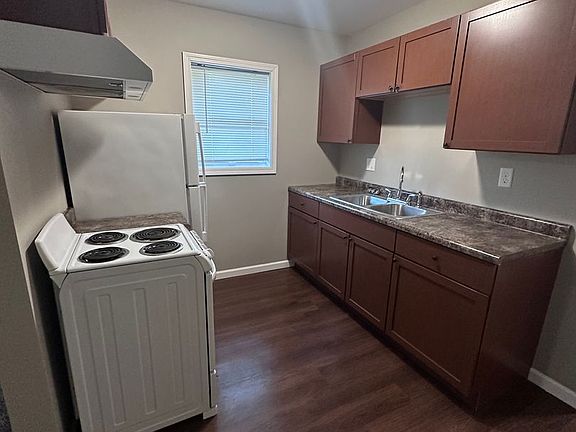2nd image of 725 E McNeil Ave #5