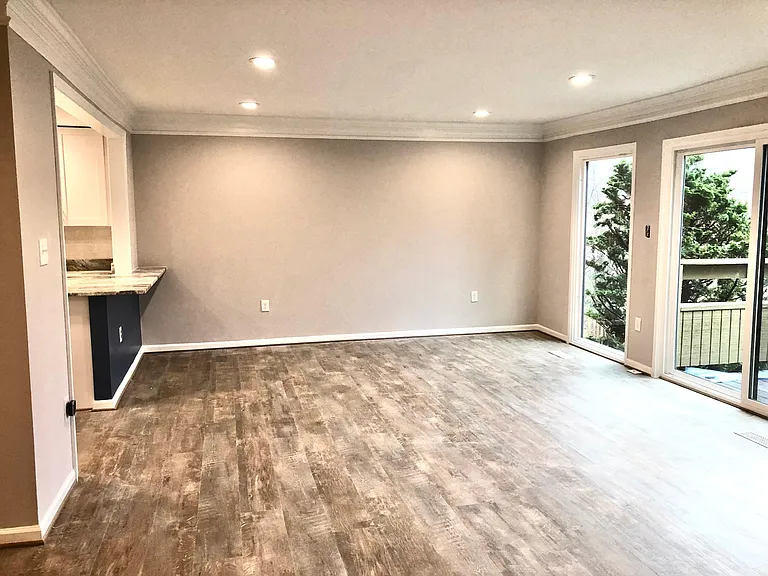 3154 Eakin Park Ct — Photo 7