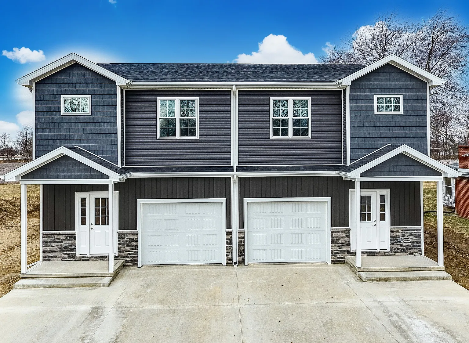 3 bed, 2.5 bath, 1570 sqft, $1,950 — Photo 1