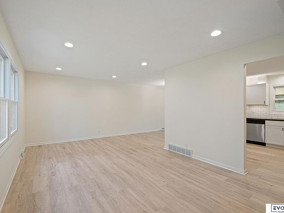 5th image of 3009 Coffey Ave