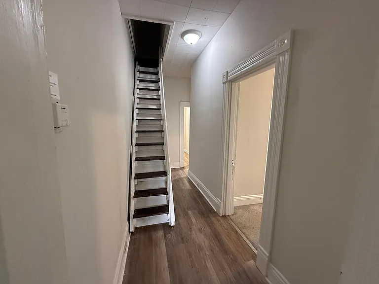 376 Park Ave — Photo 49