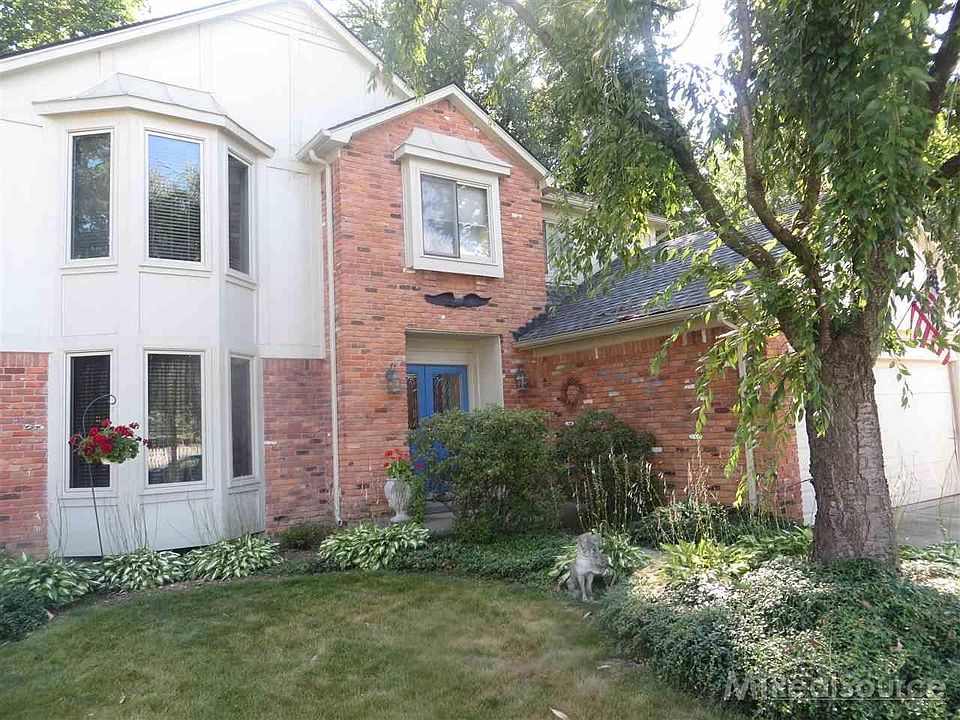 1st image of 42385 Cannon Dr