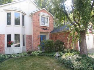 42385 Cannon Dr, Sterling Heights, MI 48313