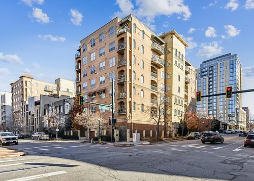 1100 Cherokee St #401 Photo 1