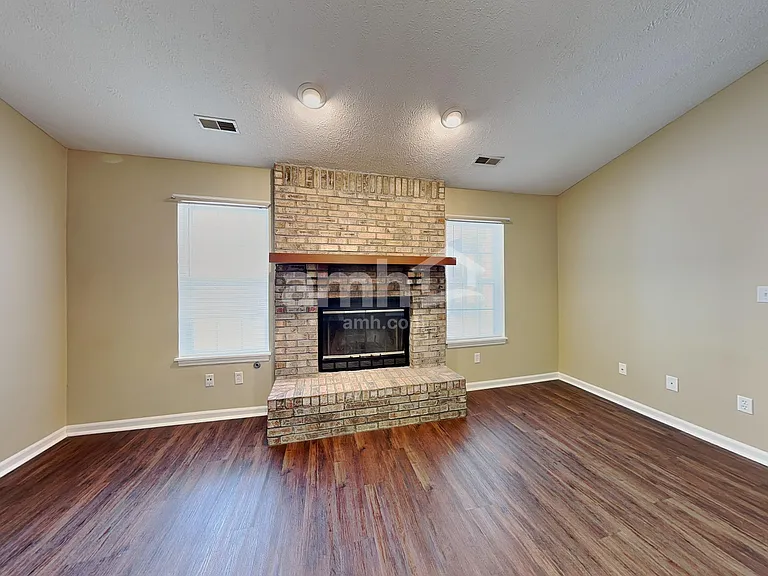 138 Bumblebee Ct — Photo 5
