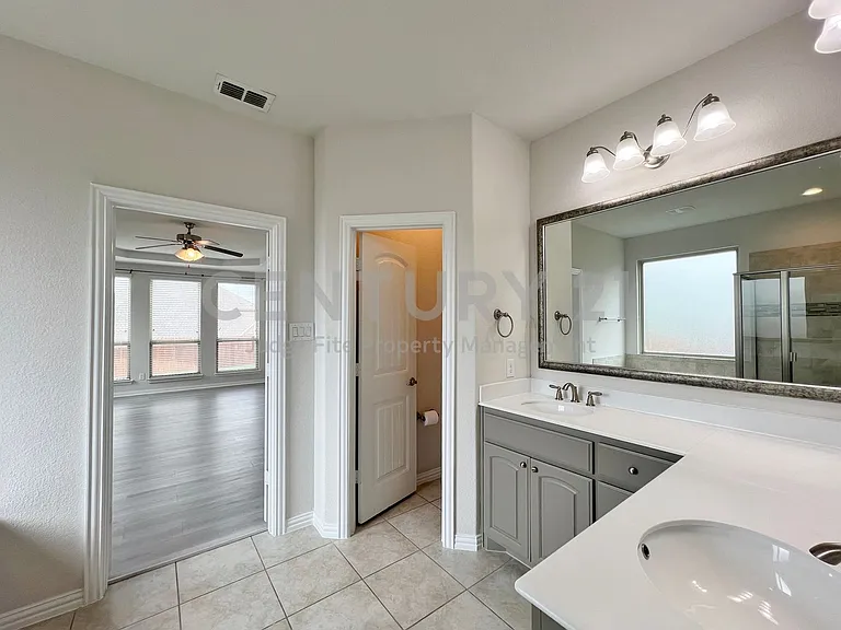 15201 Everly Ct — Photo 6