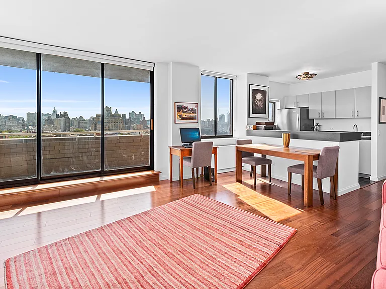140 Charles St #14C — Photo 3