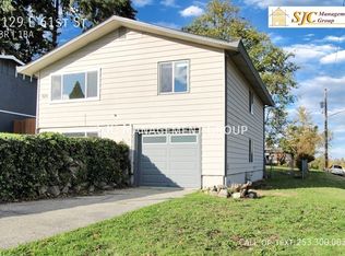 1129 E 61st St, Tacoma, WA 98404