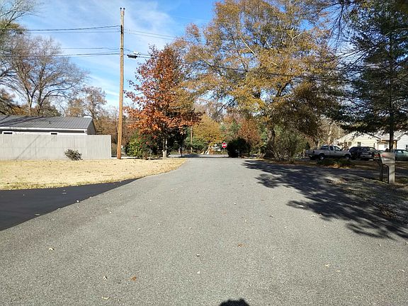 5th image of 25268 Dogwood Dr