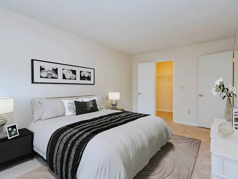 Waterview Apartments — Photo 26