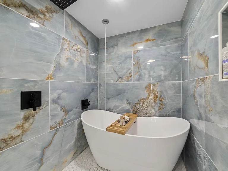 260 Driftwood Shores Rd — Photo 10