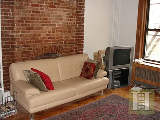 Rented by Halstead Real Estate | media 2