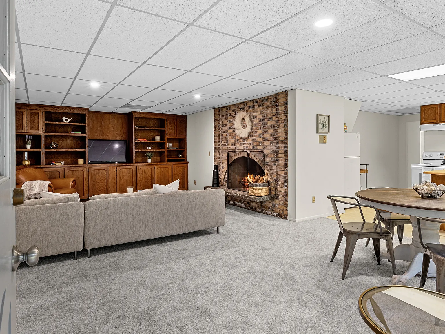 2 bed, 2200 sqft, $1,391 — Photo 3