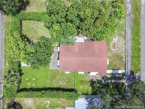 5th image of 17234 NW 24th Pl