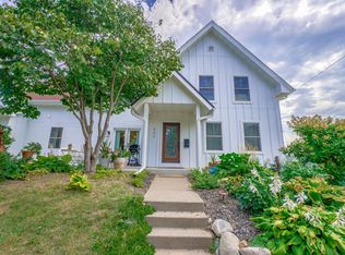 503 4th St N, Stillwater, MN 55082