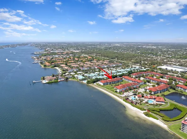 110 Half Moon Circle #D1, Hypoluxo, FL 33462