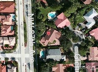 14760 Glencairn Rd, Miami Lakes, FL 33016