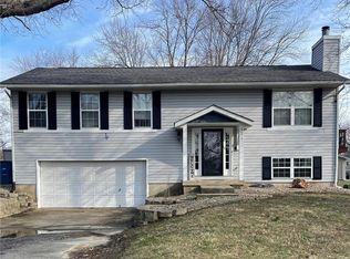 421 High Point Dr, Edwardsville, IL 62025