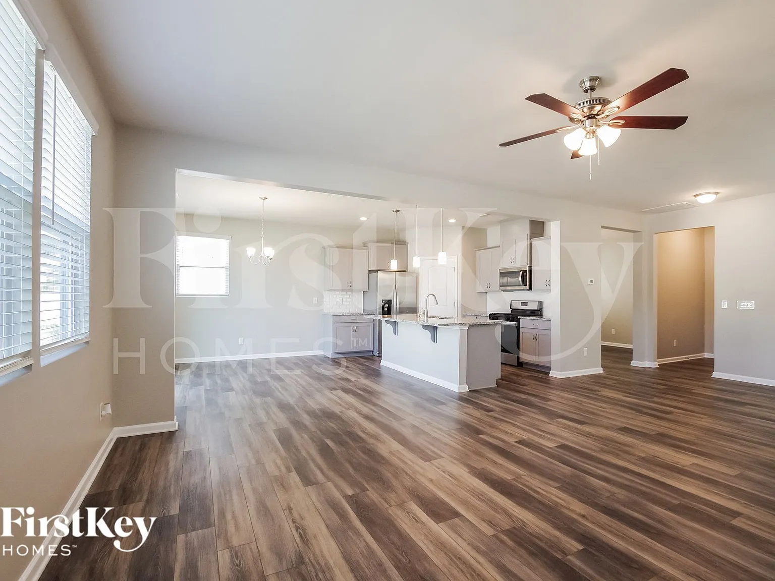 3 bed, 2.5 bath, 2698 sqft, $3,080 — Photo 4