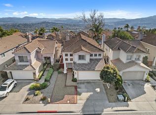 2415 Country View Gln, Escondido, CA 92026