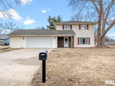 812 Flaggland Dr, Sherman, IL, 62684