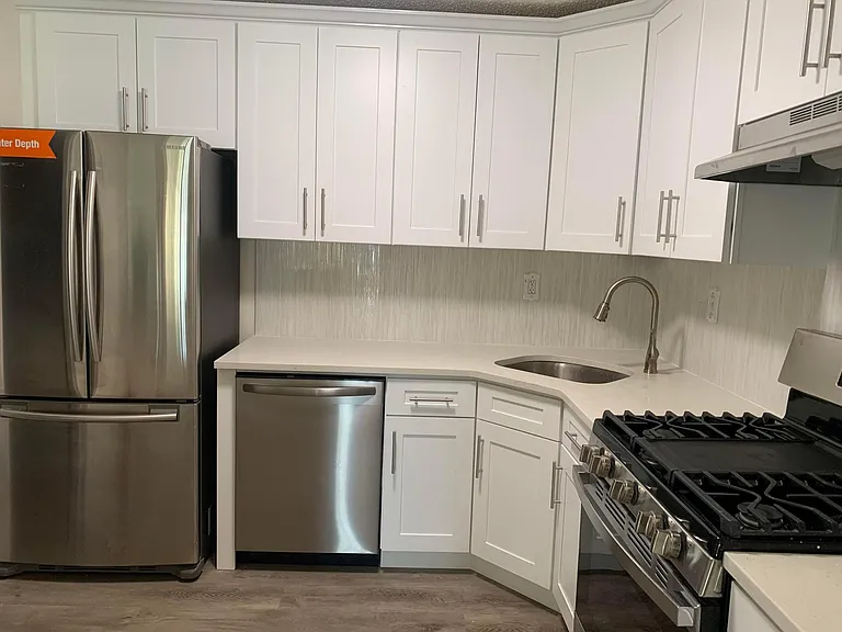 19-1 Augusta Ct — Photo 11