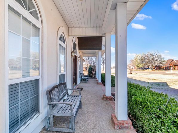 514 Apperson Dr, Marion, AR 72364