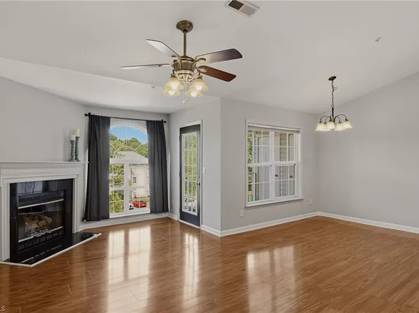 134 Rivertree Ln, Winston Salem, NC 27103