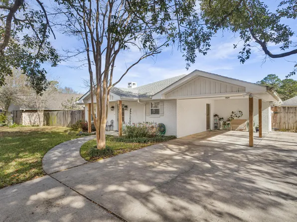 7002 Sunrise Dr, Picayune, MS 39466