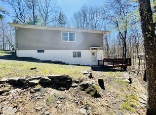 115 Stafford Ct, Milford, PA 18337