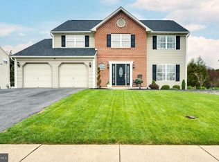 510 Calabria Dr, Blandon, PA 19510