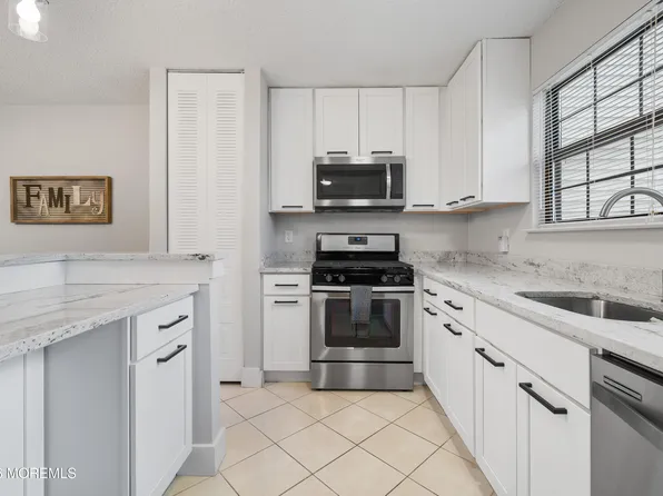 601 Bromelia Court #601, Jackson, NJ 08527