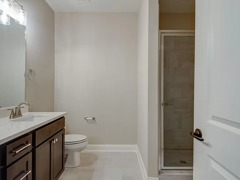 410 Portsdale Dr — Photo 11