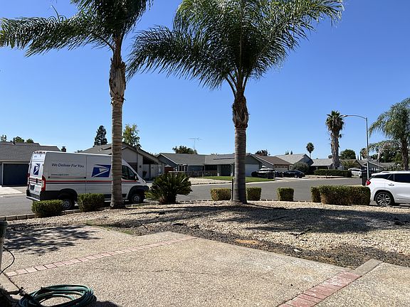 3rd image of 3793 Rock Island Dr