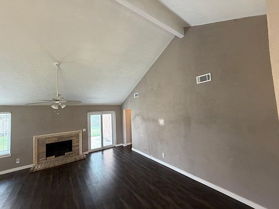 4th image of 6734 Prairie Village Dr