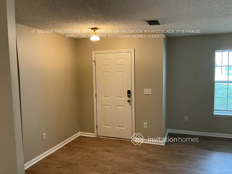13581 Ashford Wood Ct E — Photo 4