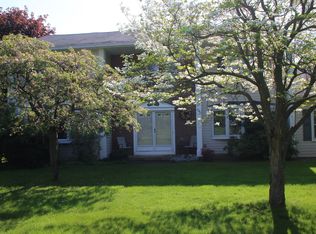 1740 Gloria Dr, Fairport, NY 14450