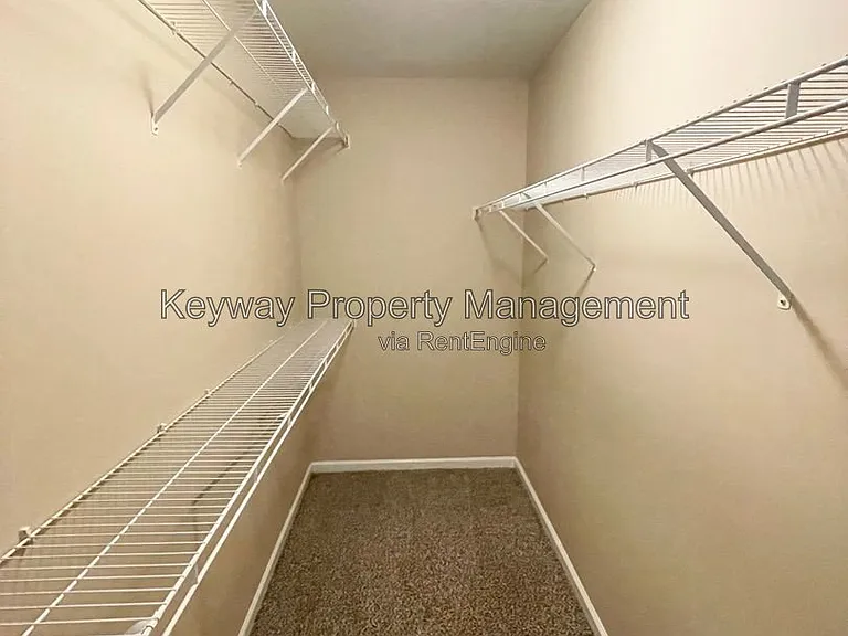 749 Michelle Ct — Photo 10