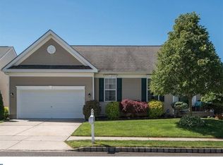 8 Kristian Dr, Sicklerville, NJ
